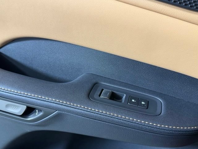 Used 2025 Lexus RX 350 Premium w/ Accessory Package (Z1) FWD image 27