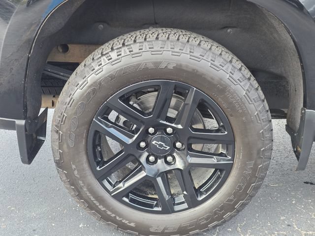 Used 2026 Chevrolet Silverado 1500 High Country w/ Midnight Edition AWD/4WD image 14