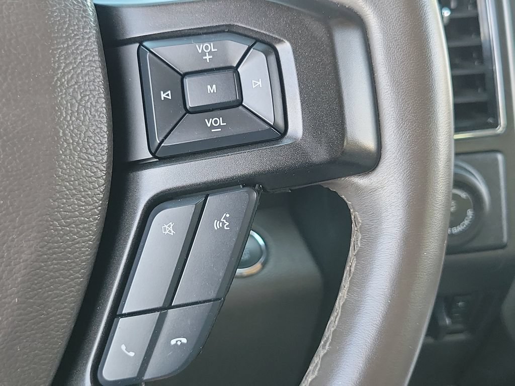 Used 2019 Ford Expedition Limited w/ Equipment Group 302A AWD/4WD image 6