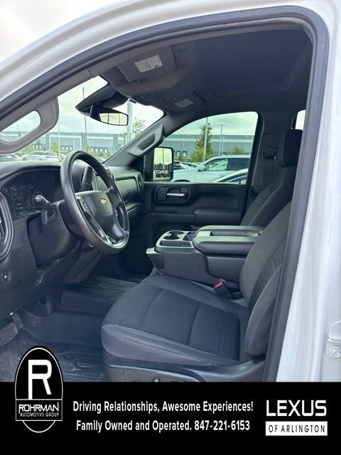 Used 2025 Chevrolet Silverado 2500 Custom w/ Custom Convenience Package AWD/4WD image 9