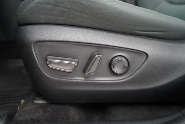 Used 2023 Toyota RAV4 XLE w/ Convenience Package image 10