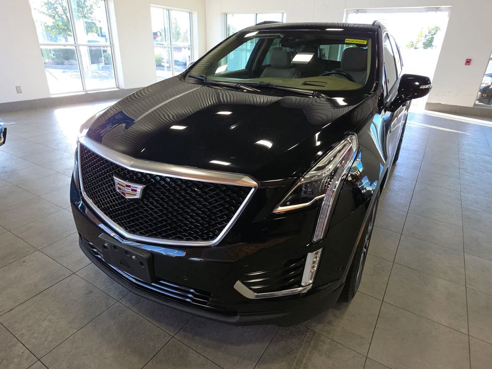 Used 2022 Cadillac XT5 Sportv w/ Platinum Package AWD/4WD image 1