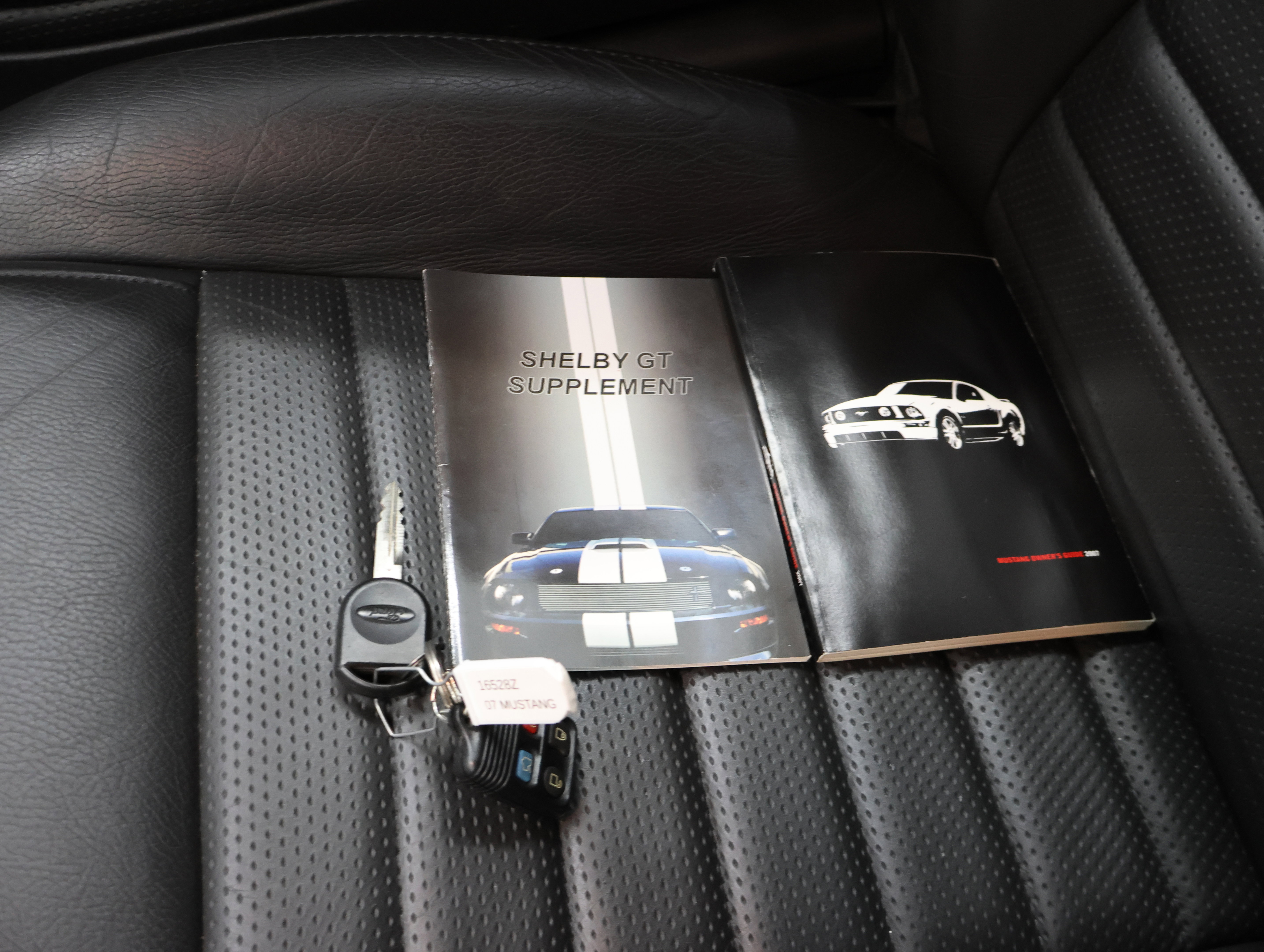 Used 2007 Ford Mustang GT Premium RWD image 38