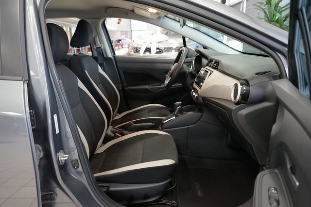 Used 2021 Nissan Versa SV image 35