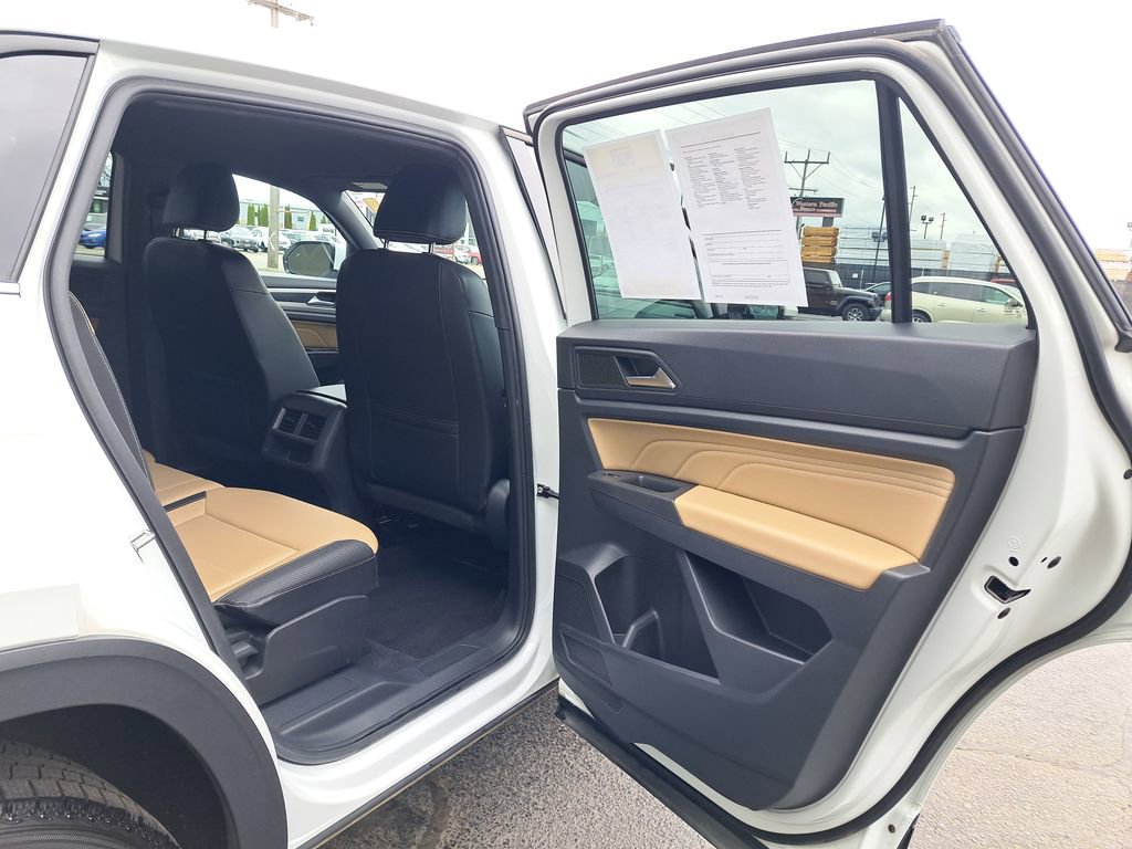 Used 2023 Volkswagen Atlas Cross Sport SE AWD/4WD image 14