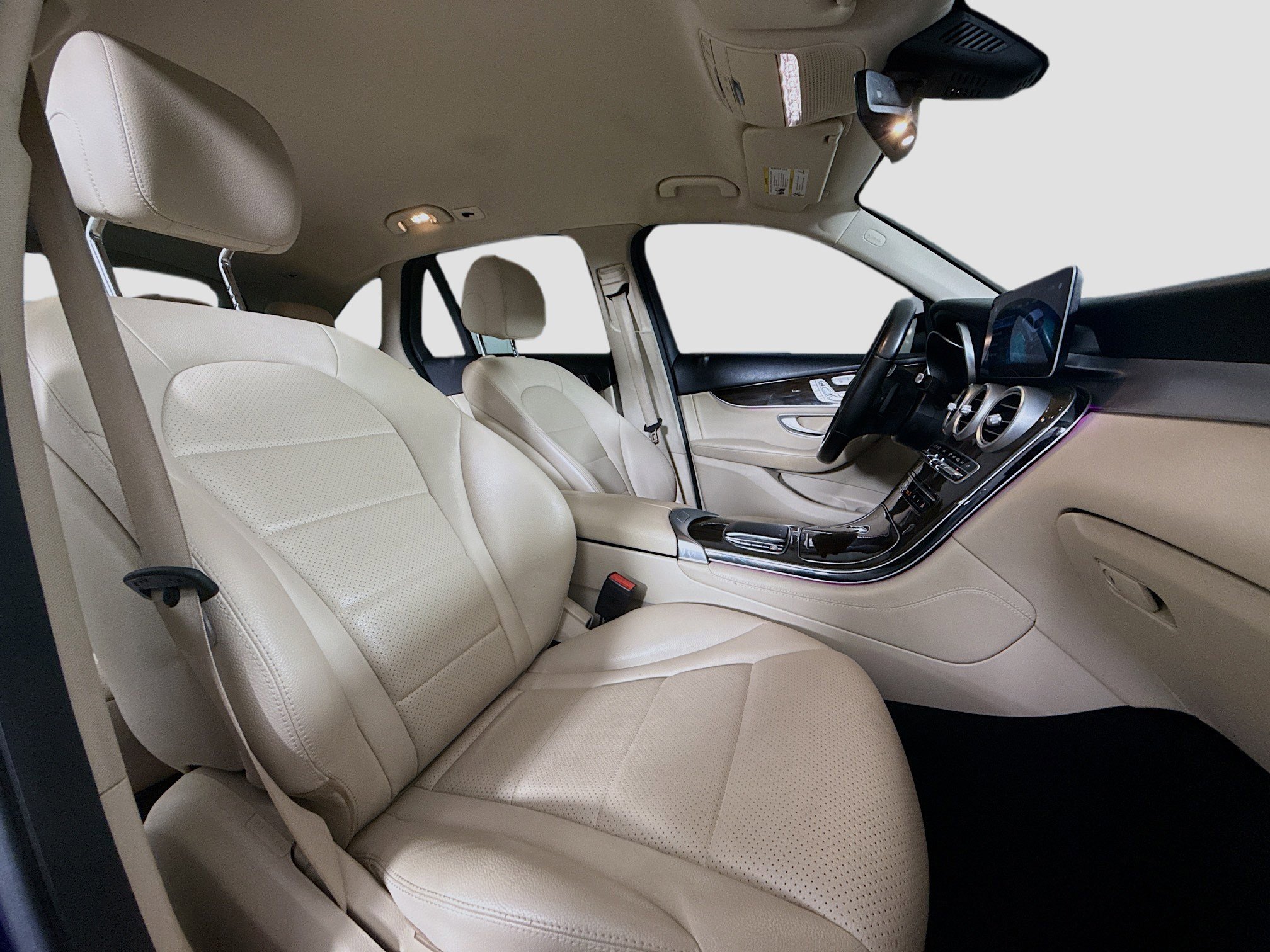 Used 2021 Mercedes-Benz GLC 300 image 29