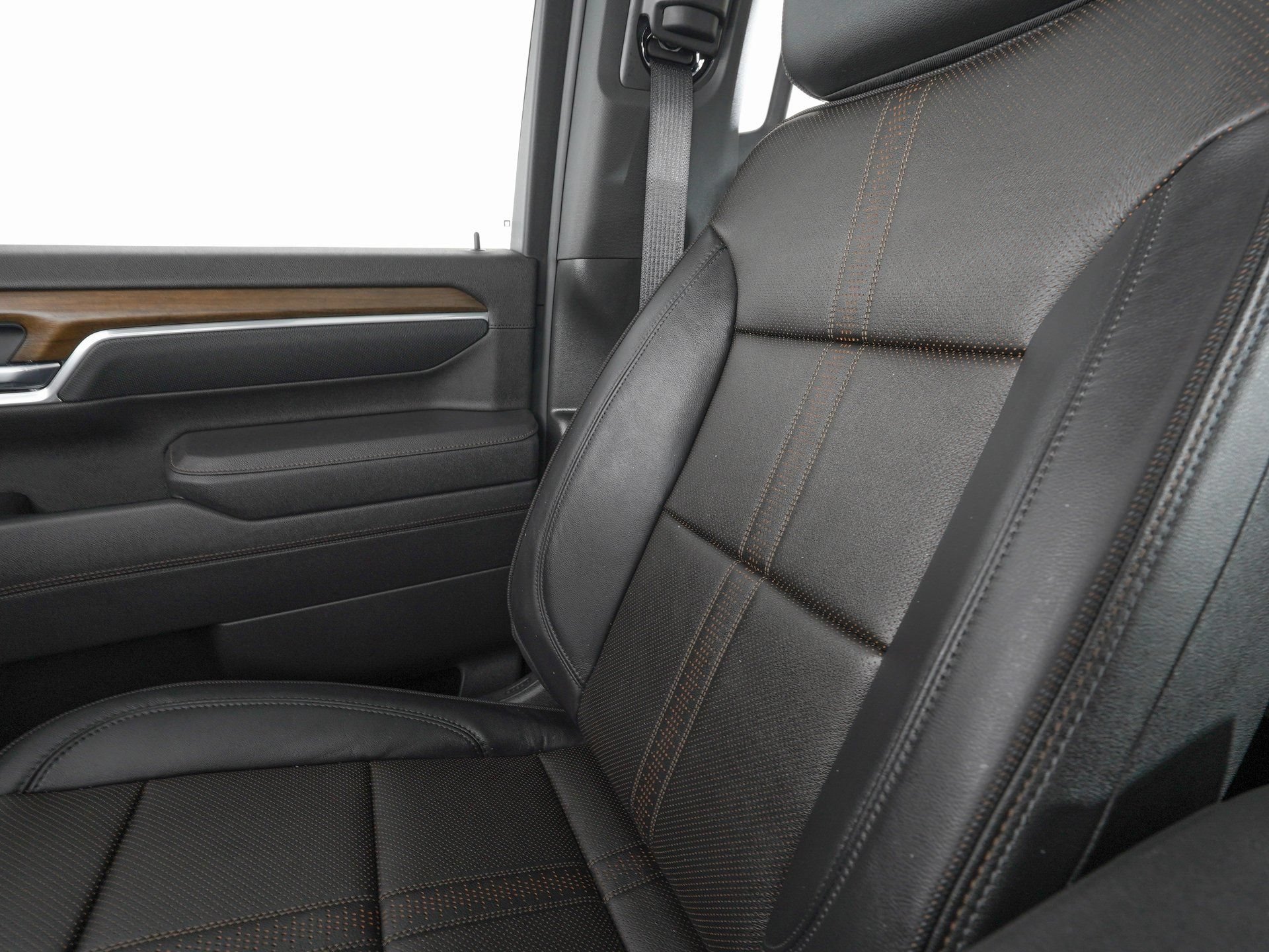 Used 2026 Chevrolet Silverado 3500 High Country w/ High Country Premium Package AWD/4WD image 28