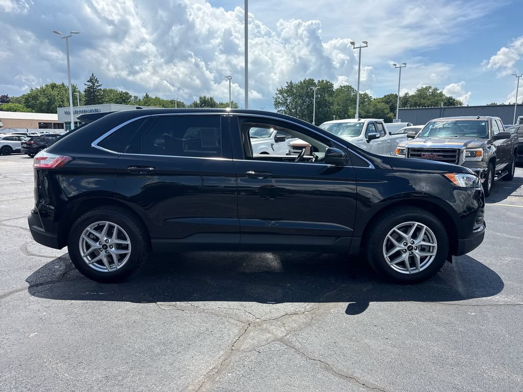 Used 2024 Ford Edge SEL w/ Convenience Package AWD/4WD image 6
