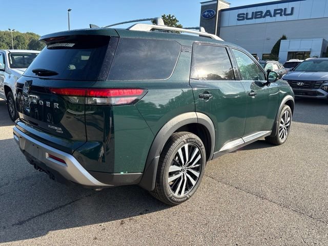 Certified 2025 Nissan Pathfinder Platinum AWD/4WD image 5
