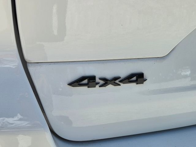 Used 2023 Jeep Grand Cherokee Altitude AWD/4WD image 11