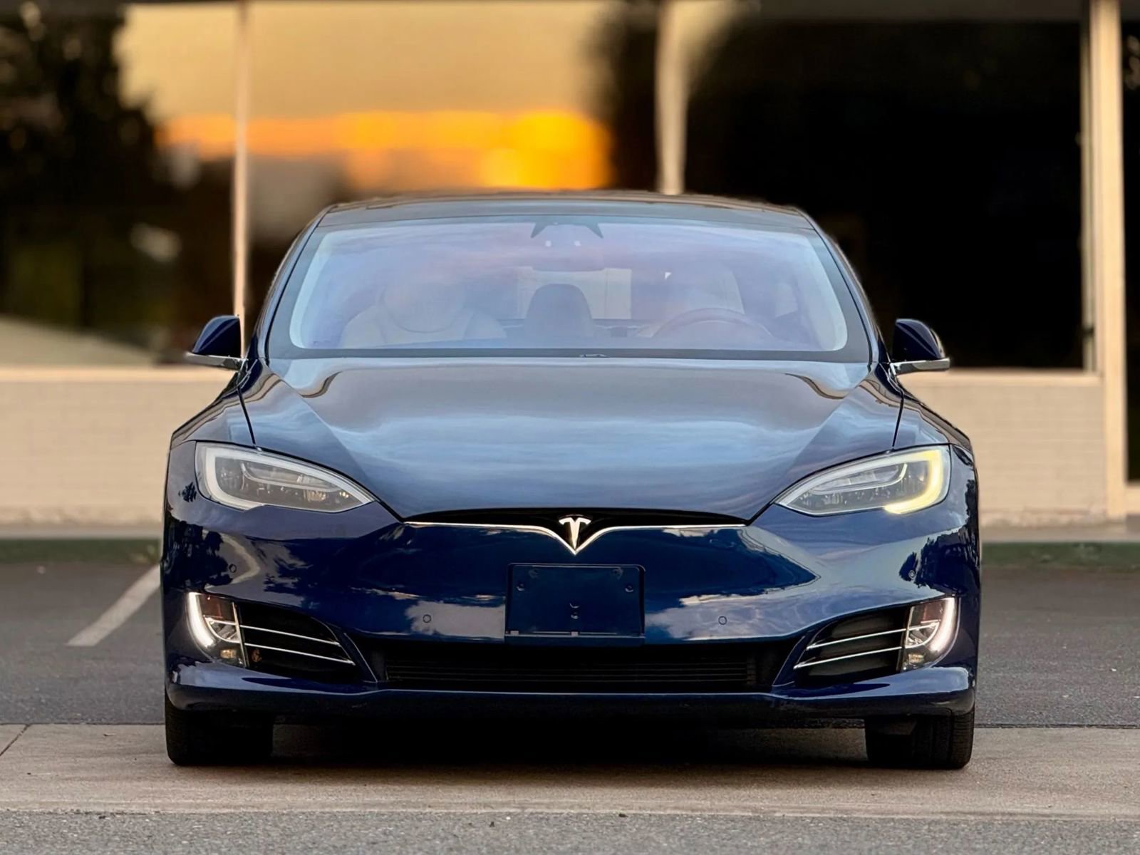Used 2018 Tesla Model S 75D image 3