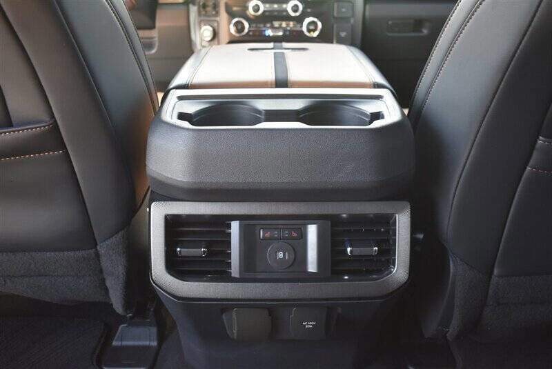 Used 2024 Ford F350 Platinum image 24