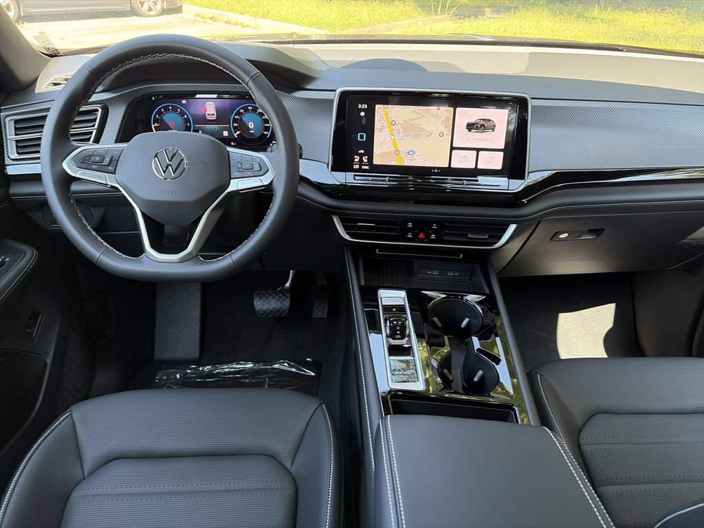 New 2026 Volkswagen Atlas Cross Sport SEL AWD/4WD image 2