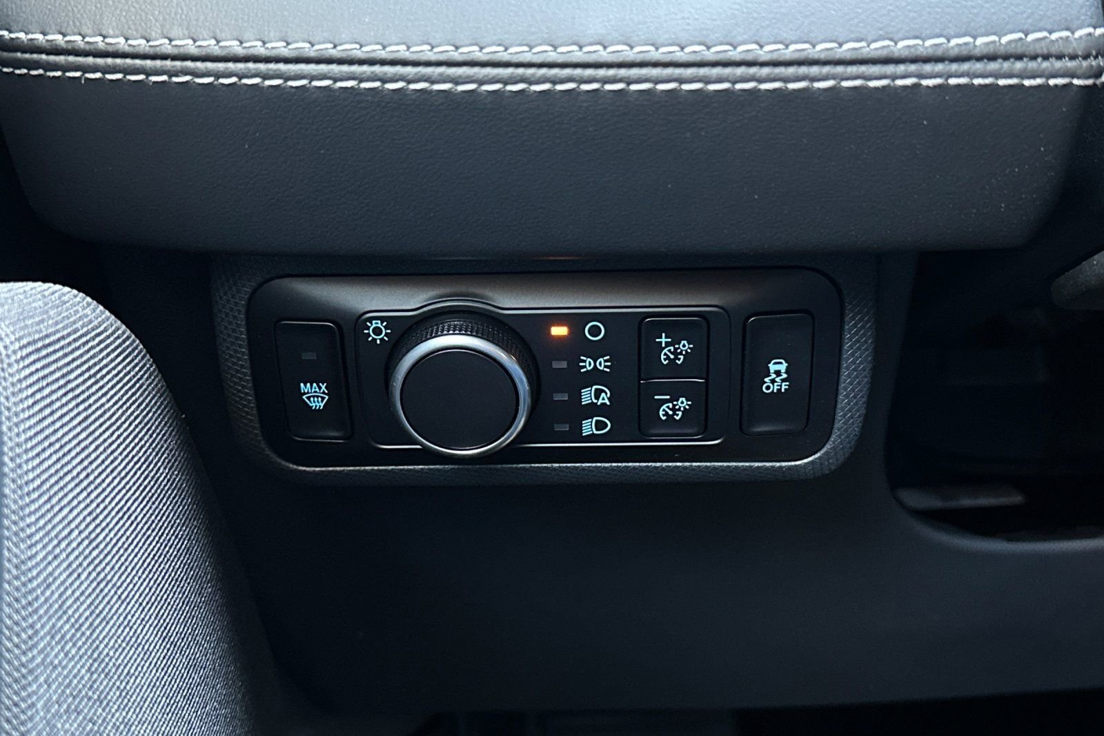 New 2026 Ford Mustang Mach-E Select image 27