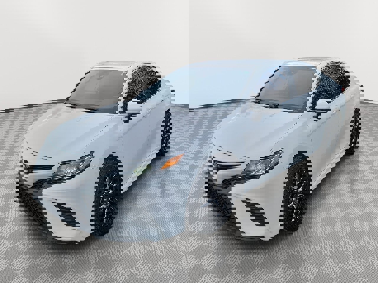 Used 2020 Toyota Camry SE image 1