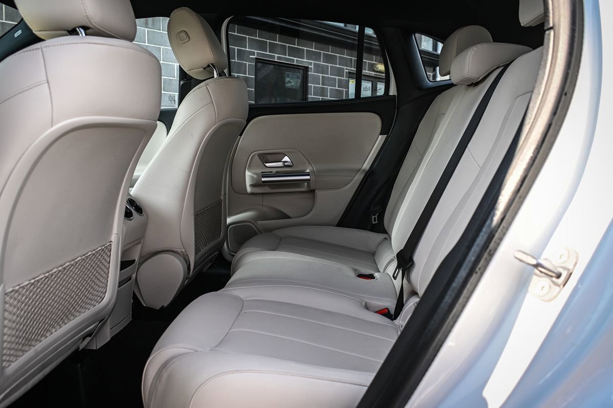 Used 2025 Mercedes-Benz GLA 250 image 11