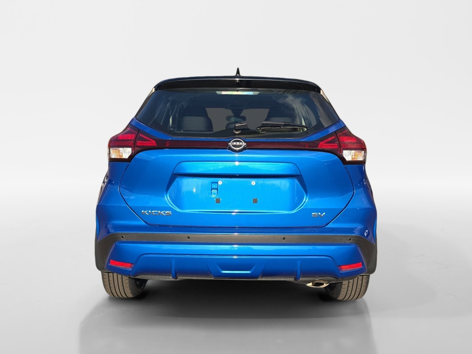 Used 2023 Nissan Kicks SV image 4