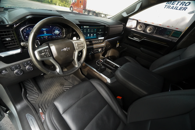 Used 2025 Chevrolet Silverado 1500 RST w/ RST All Star Premium Package AWD/4WD image 23