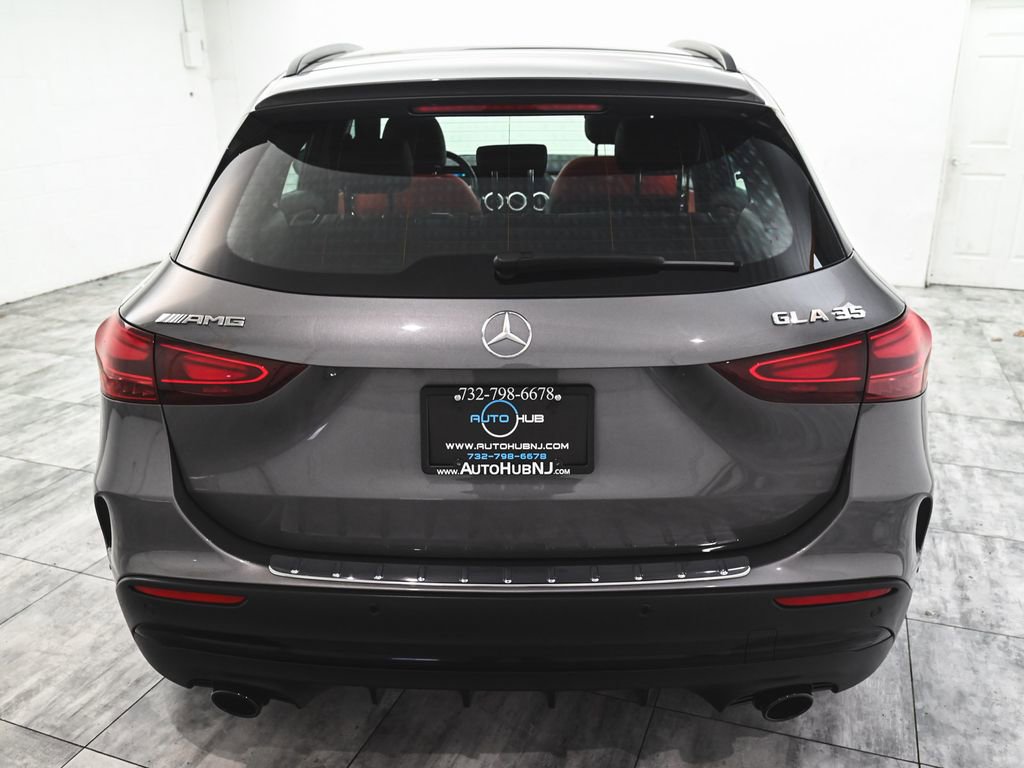 Used 2024 Mercedes-Benz GLA 35 AMG 4MATIC image 5