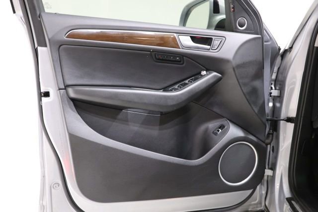 Used 2016 Audi Q5 3.0T Premium Plus w/ Technology Package AWD/4WD image 19