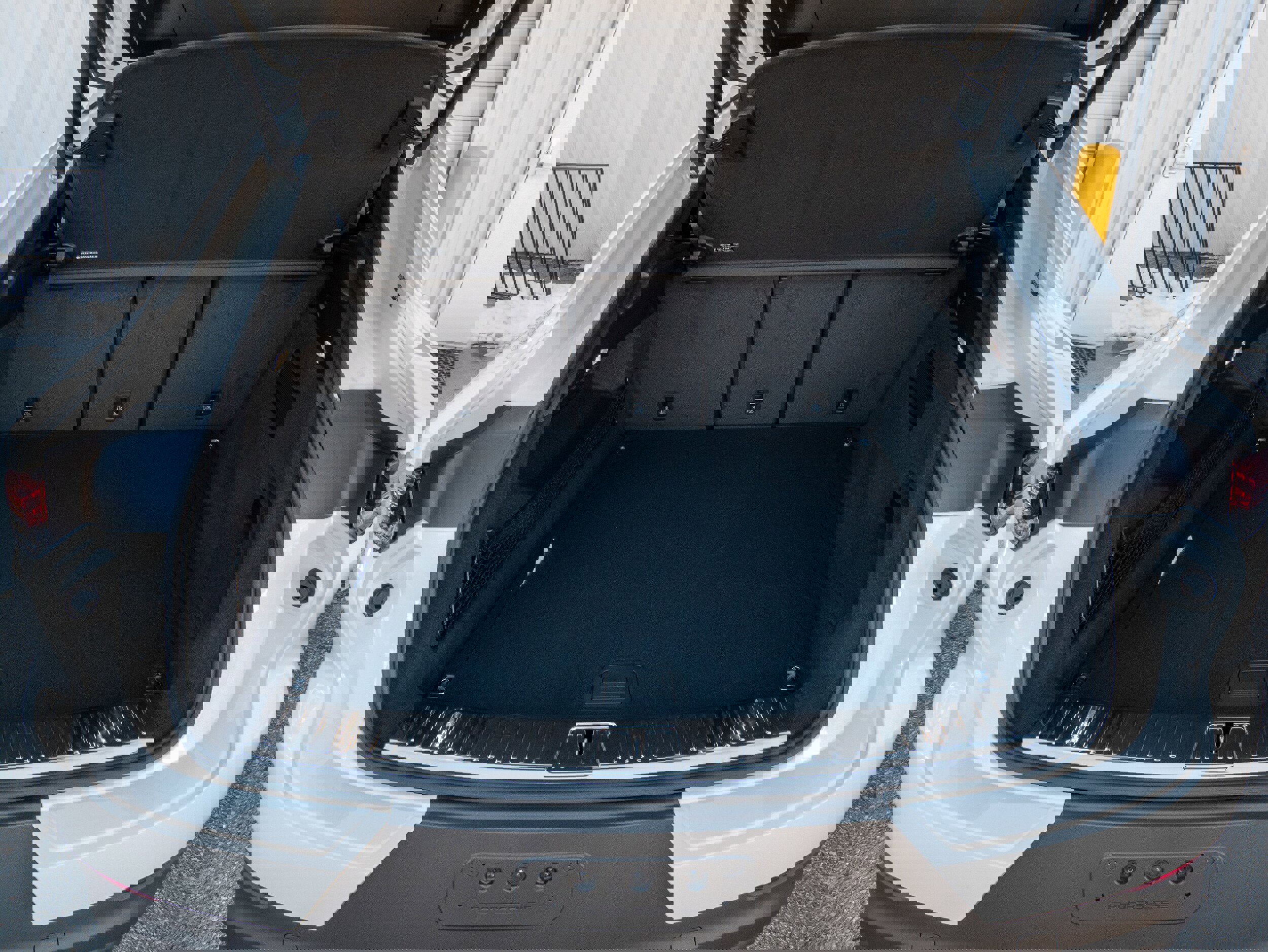 New 2026 Porsche Cayenne S image 40