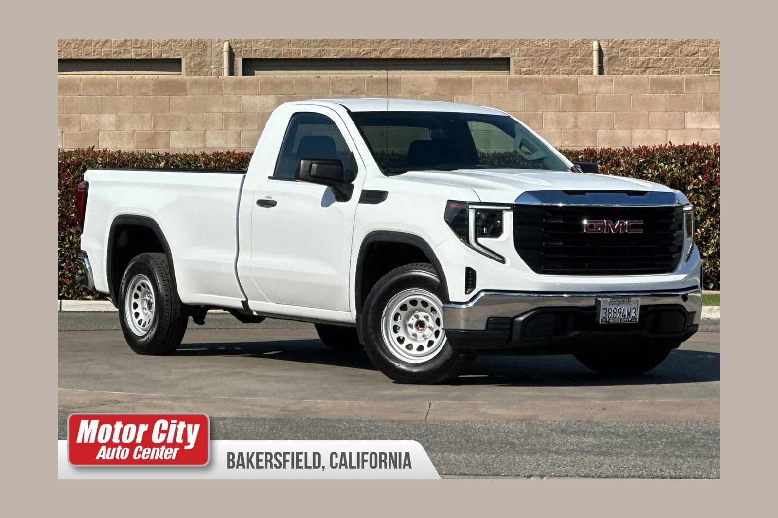 Used 2023 GMC Sierra 1500 Pro w/ Convenience Package image 1