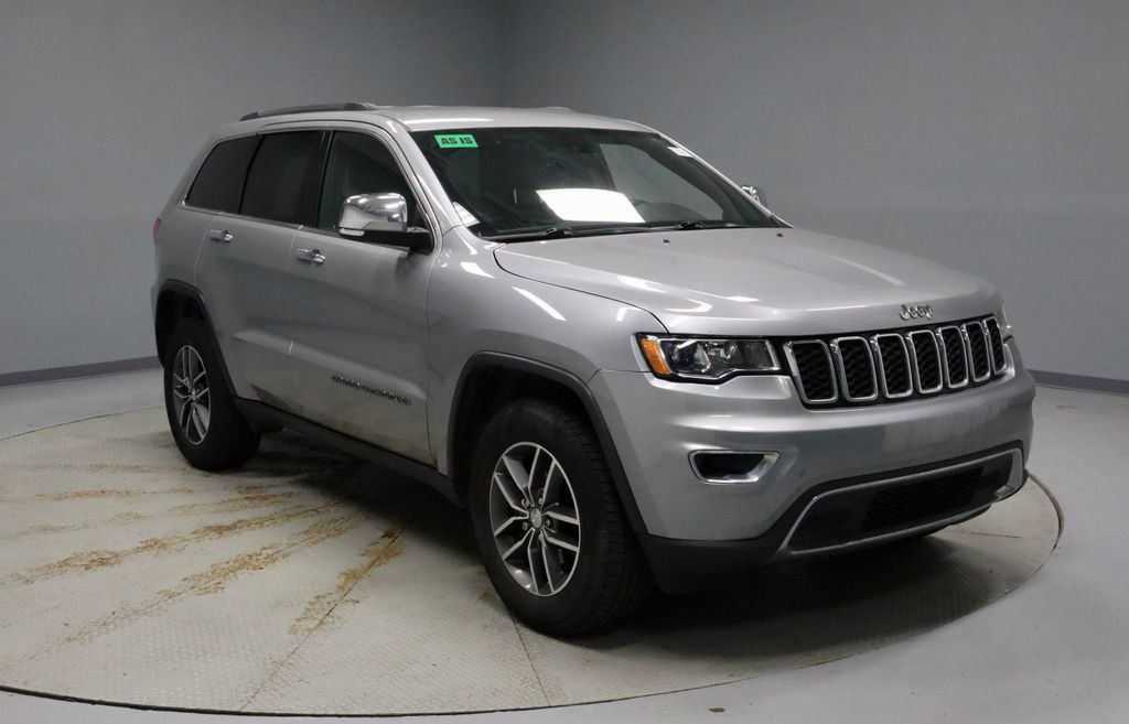 Used 2017 Jeep Grand Cherokee Limited w/ Trailer Tow Group IV