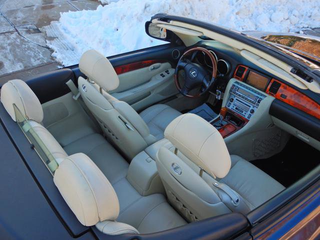 Used 2009 Lexus SC 430 Convertible image 8