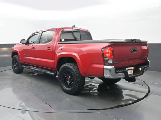 Used 2021 Toyota Tacoma SR5 RWD image 3