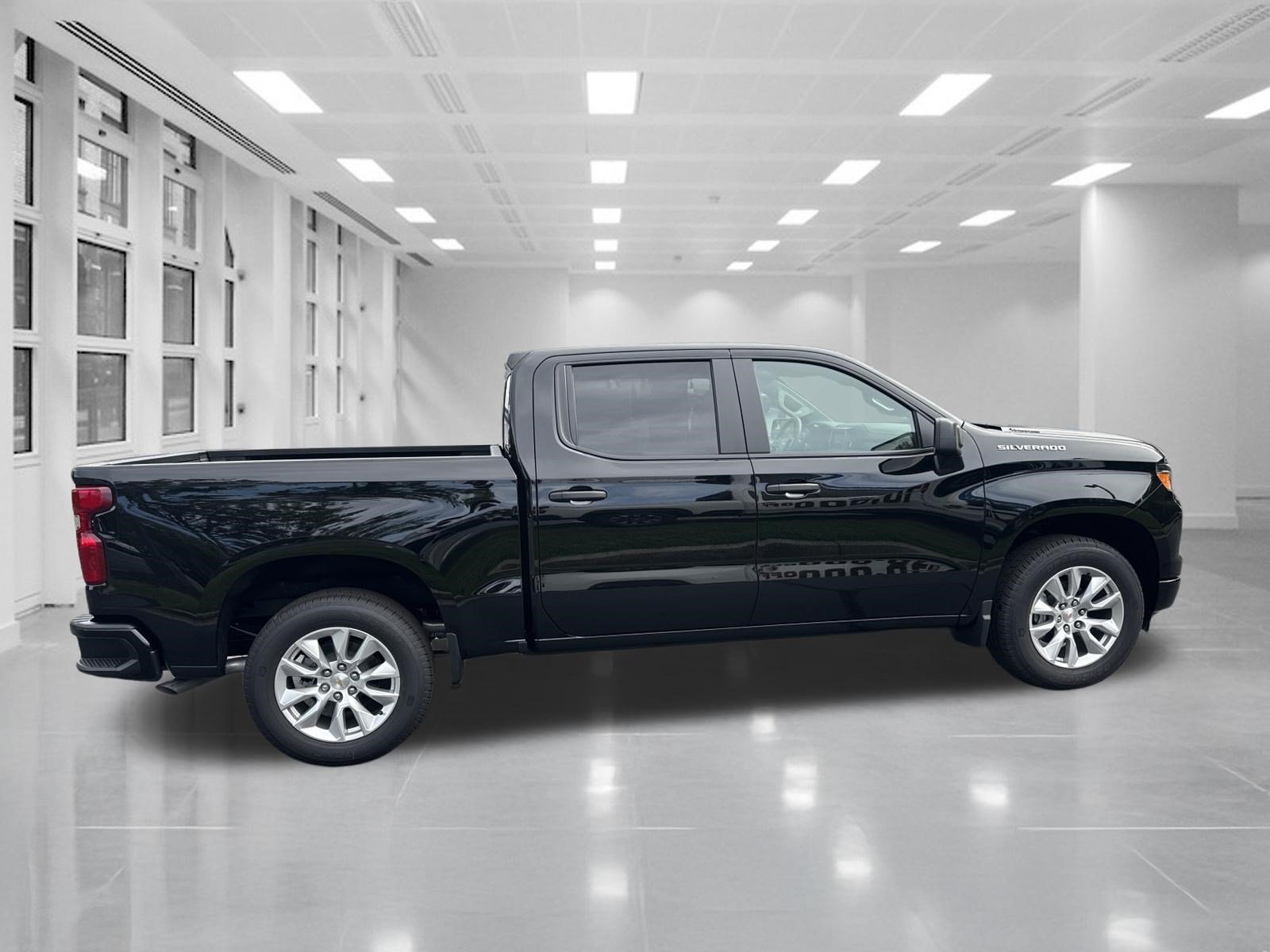 New 2026 Chevrolet Silverado 1500 Custom RWD image 4