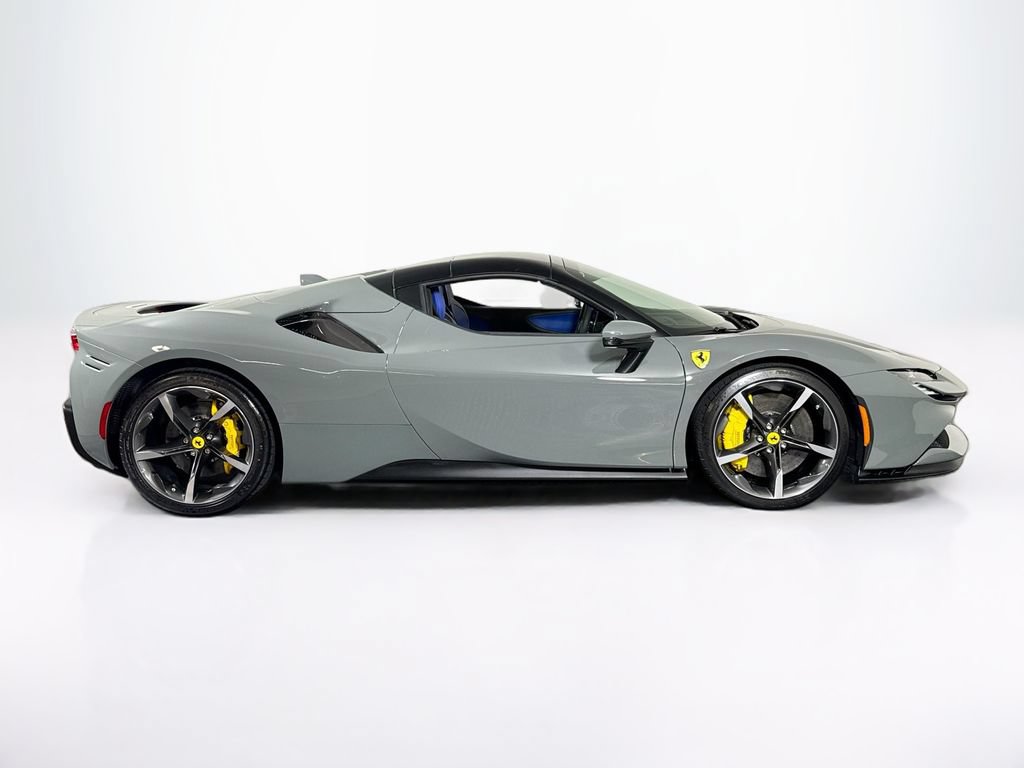 Used 2025 Ferrari SF90 Spider AWD/4WD image 10