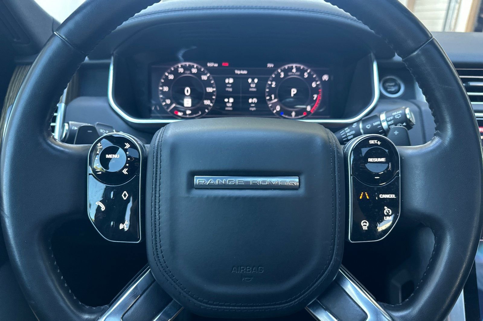 Used 2019 Land Rover Range Rover AWD/4WD image 23