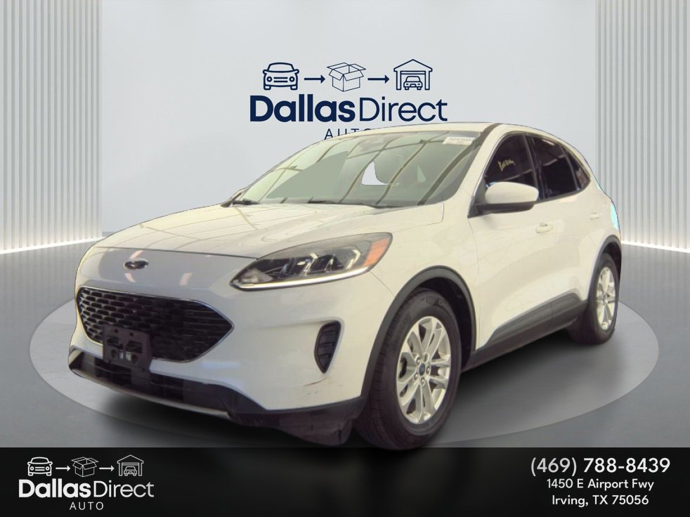 Used 2020 Ford Escape SE image 2