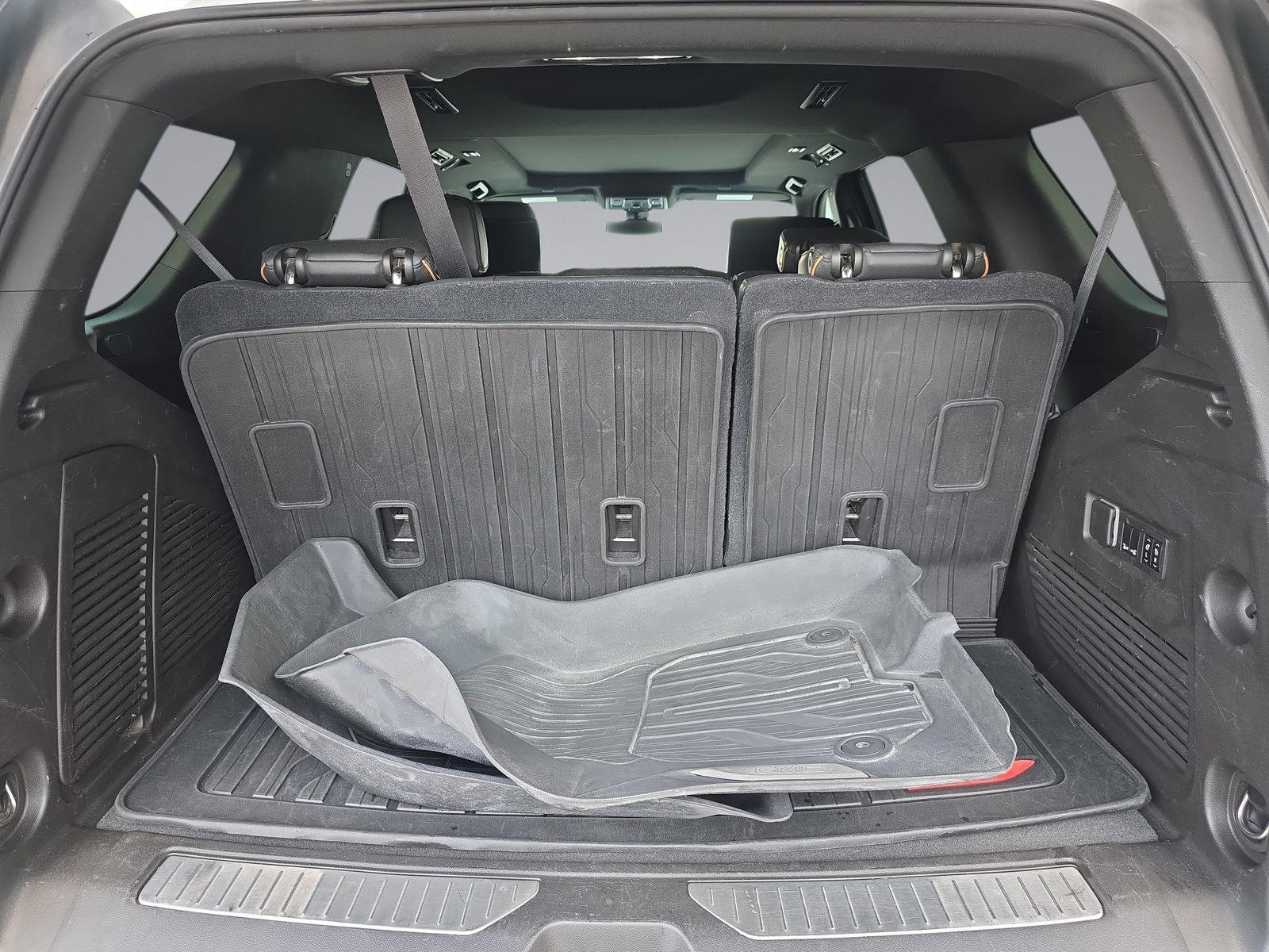 Certified 2021 GMC Yukon AT4 w/ AT4 Premium Plus Package AWD/4WD image 35