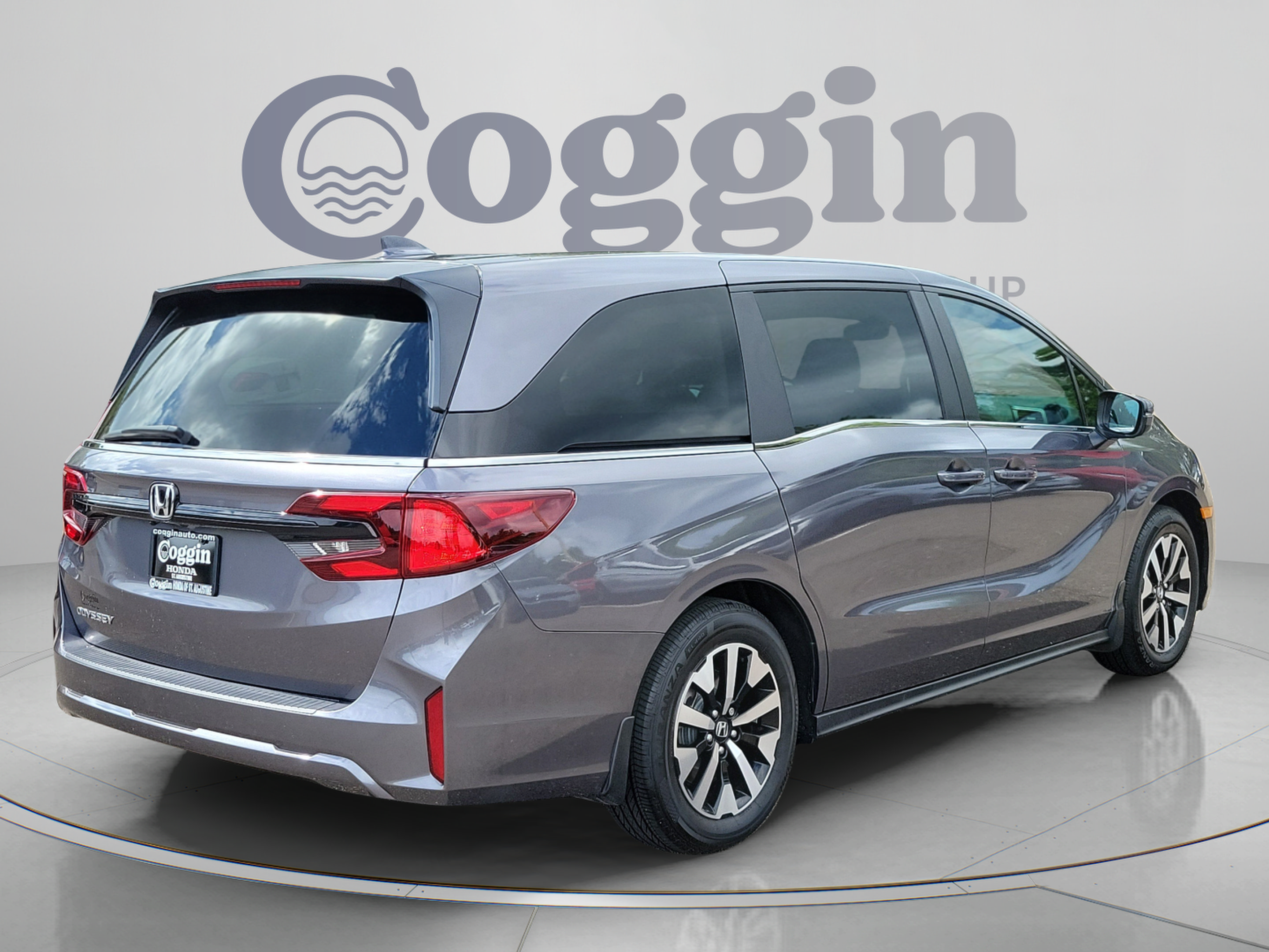 Certified 2026 Honda Odyssey EX-L image 5