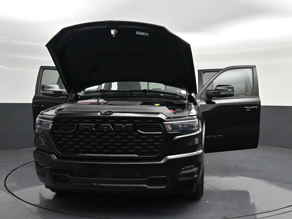 Used 2025 RAM 1500 Big Horn RWD image 34