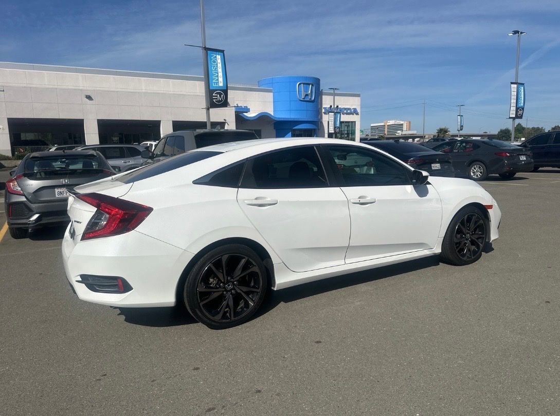 Used 2021 Honda Civic Sport image 3