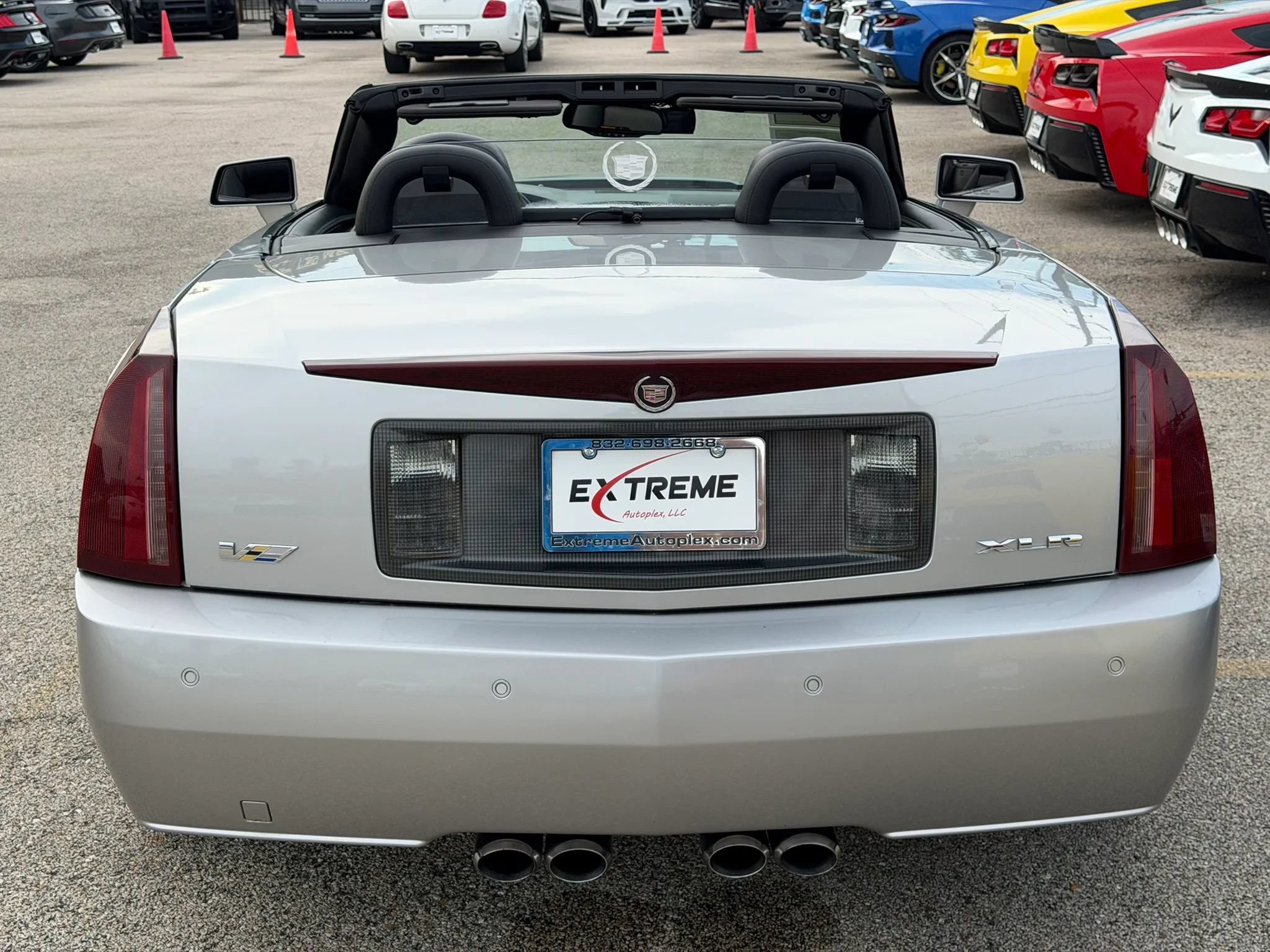 Used 2007 Cadillac XLR V RWD image 5
