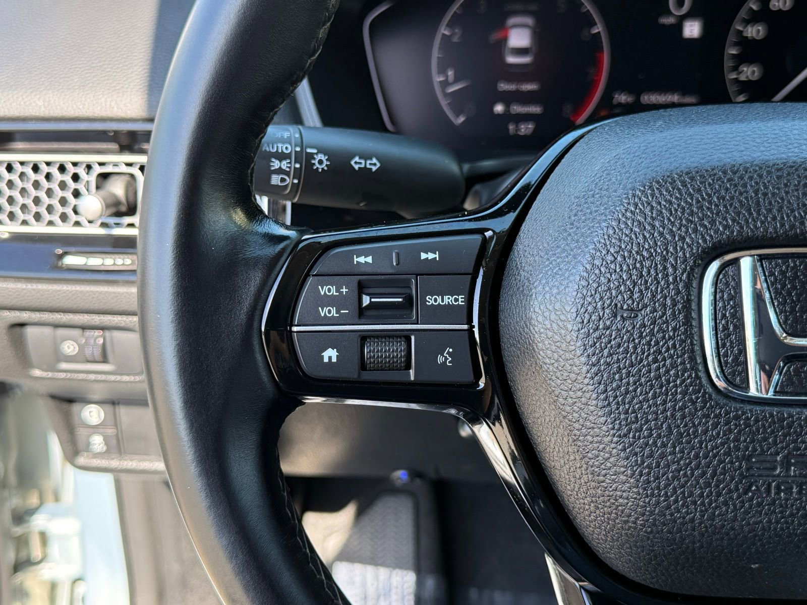 Used 2022 Honda Civic EX image 22