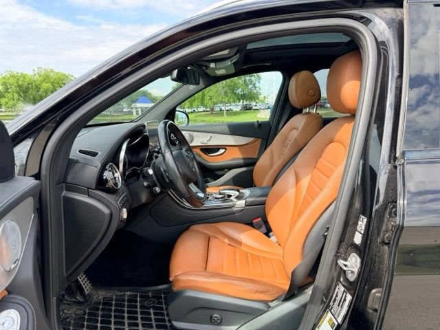 Used 2019 Mercedes-Benz GLC 43 AMG 4MATIC image 7
