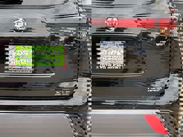 New 2026 Toyota Highlander Limited image 6