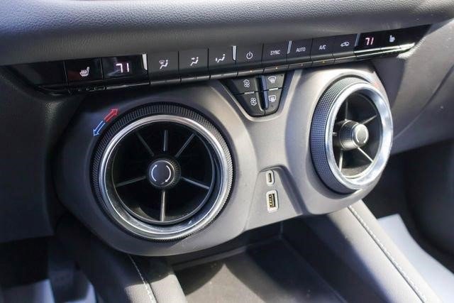 Certified 2025 Chevrolet Blazer LT image 14