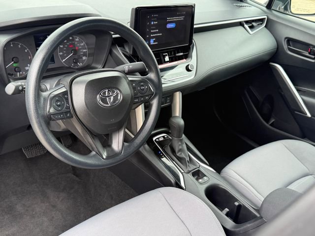 Used 2025 Toyota Corolla Cross AWD Hybrid image 11
