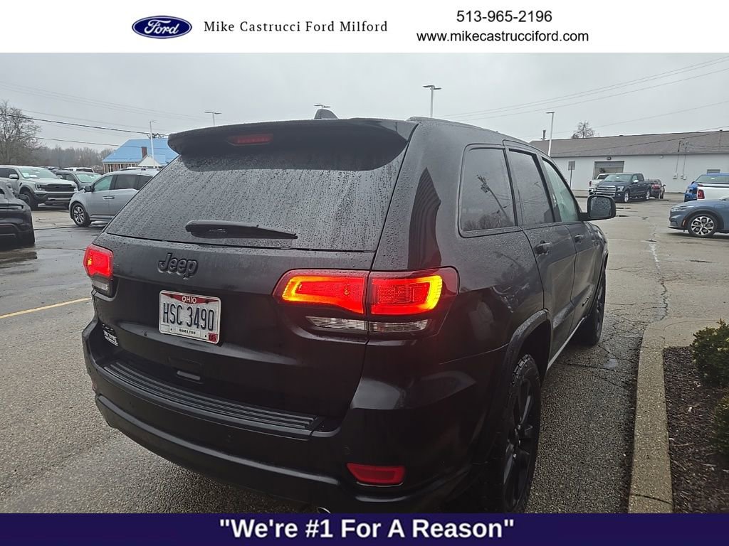 Used 2019 Jeep Grand Cherokee Altitude image 5