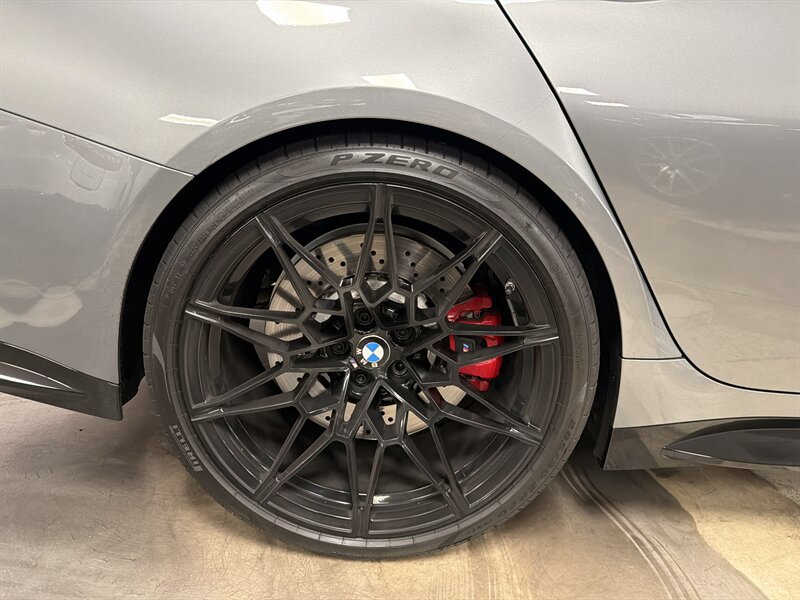 Used 2022 BMW M3 w/ M Carbon Exterior Package RWD image 18
