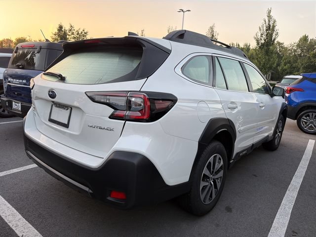 Certified 2025 Subaru Outback AWD/4WD image 10