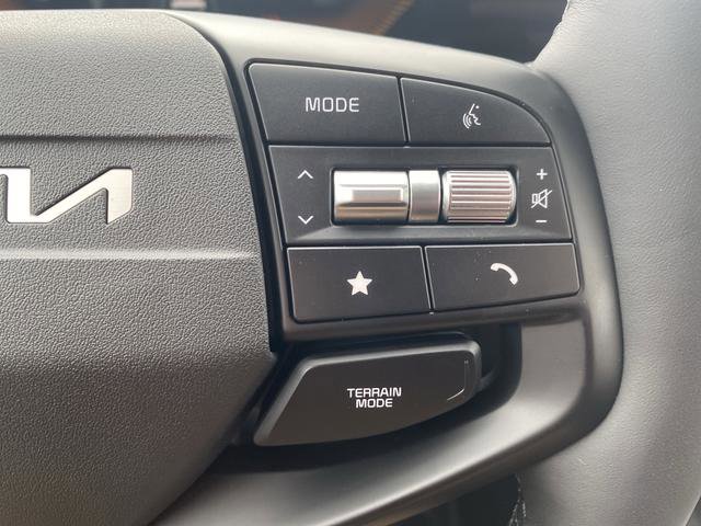 New 2026 Kia Sportage EX w/ EX Panorama Roof Package image 30