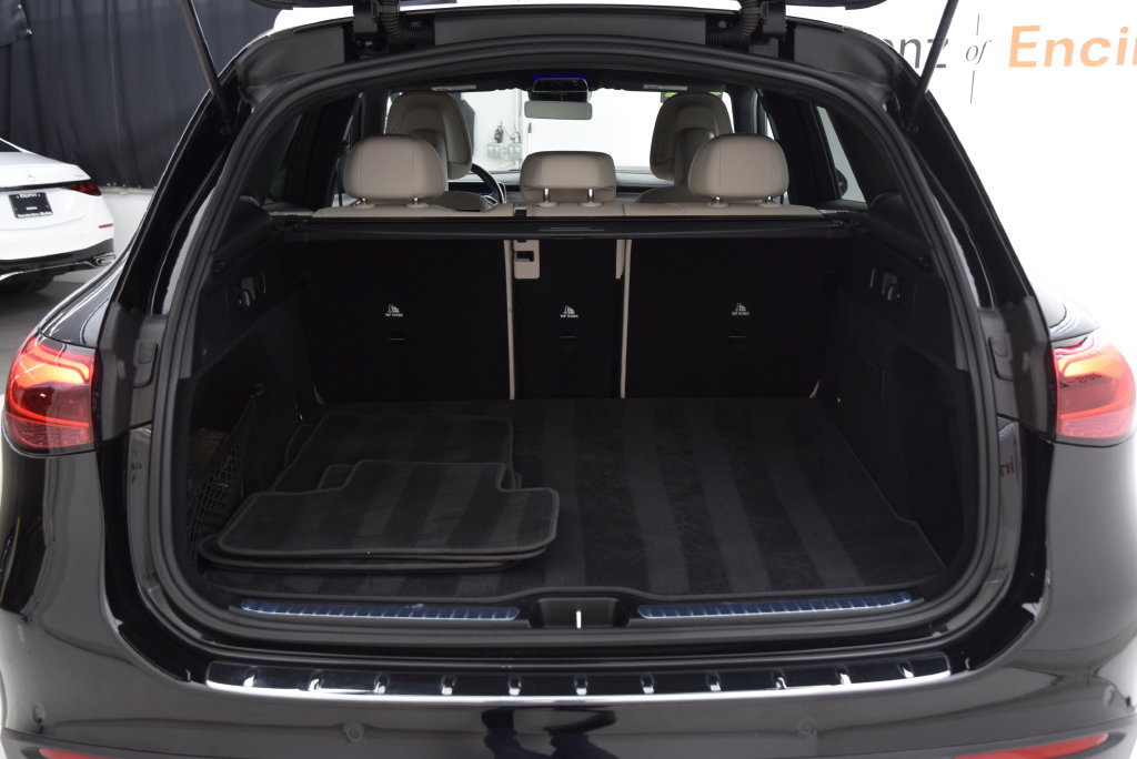 Used 2023 Mercedes-Benz GLC 300 image 30