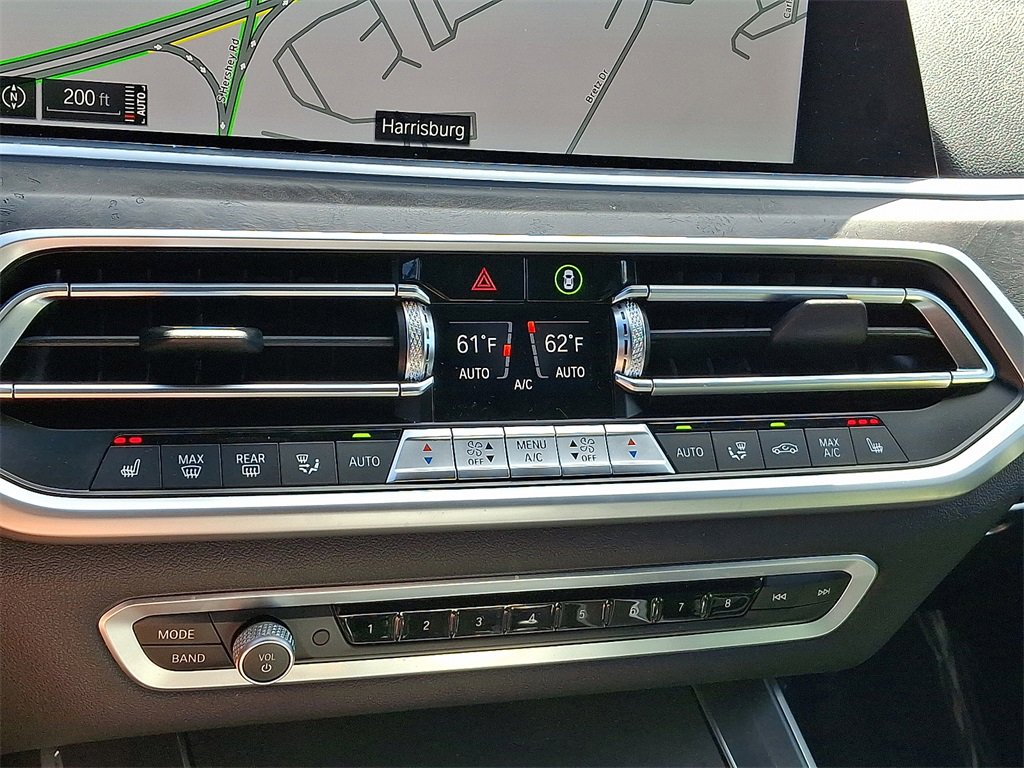 Used 2022 BMW X5 xDrive40i w/ Premium Package image 18