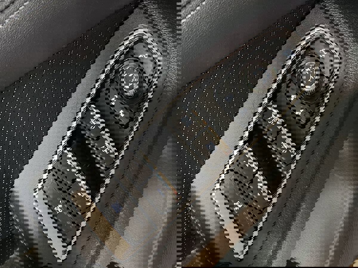 Used 2023 Subaru Ascent Limited w/ Technology Package image 44